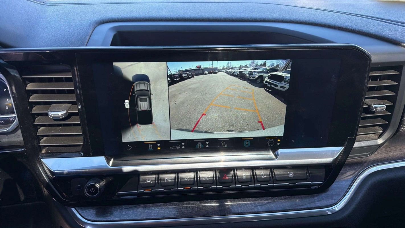 Used 2022 Chevrolet Silverado 1500 LTZ w/ LTZ Premium Package image 13