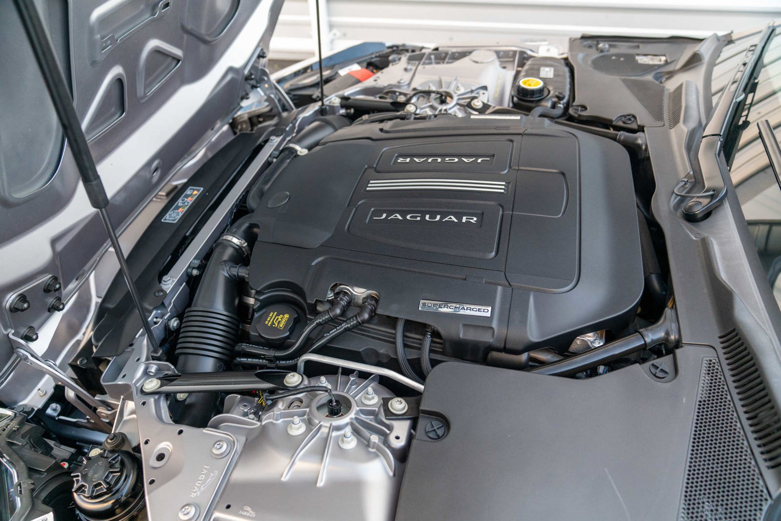Used 2014 Jaguar F-TYPE S RWD image 25