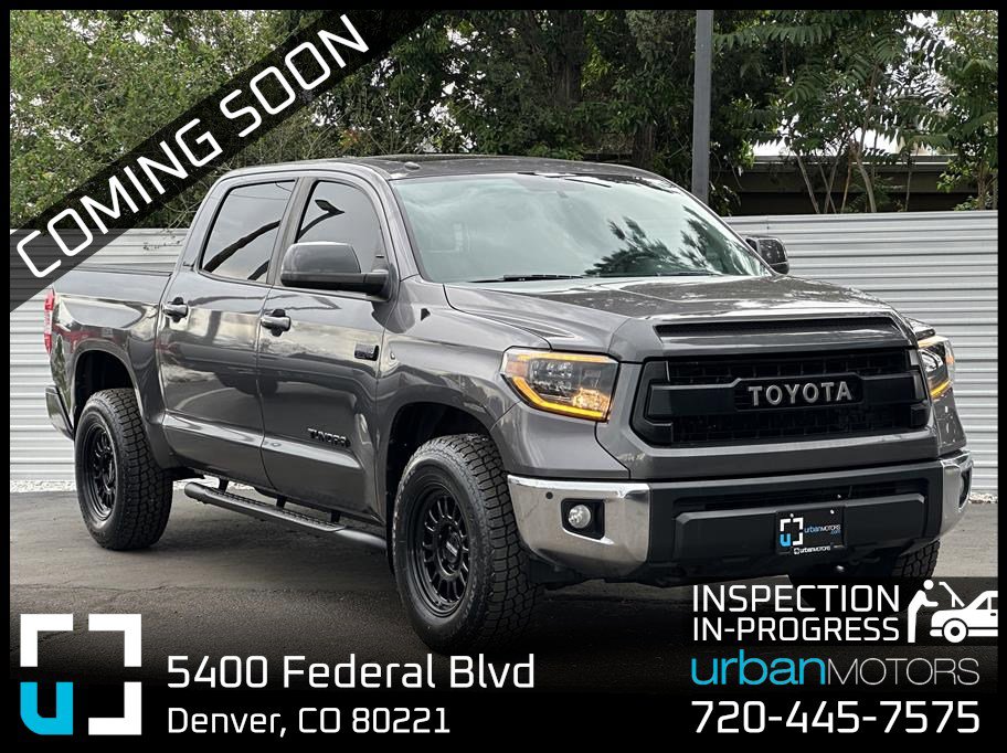 Used 2017 Toyota Tundra Limited w/ Limited Premium Package AWD/4WD image 1