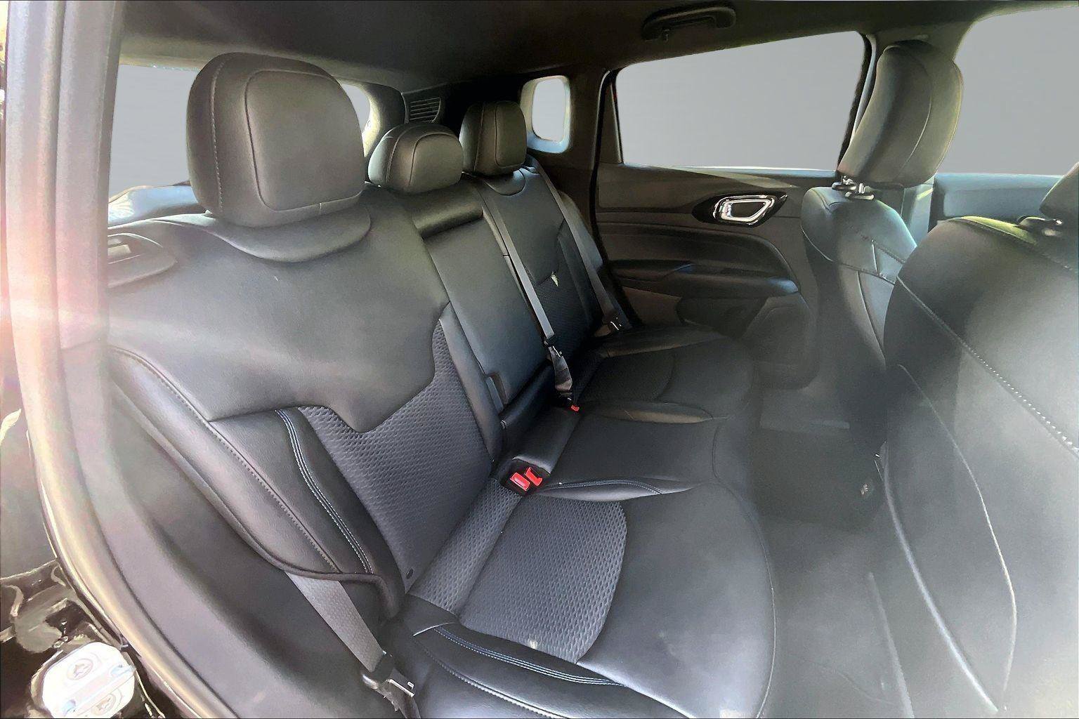 New 2026 Jeep Compass Latitude AWD/4WD image 10