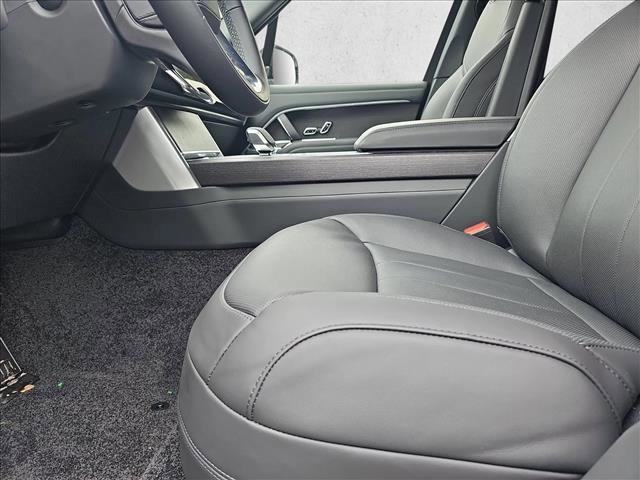 New 2025 Land Rover Range Rover Long Wheelbase SE image 29