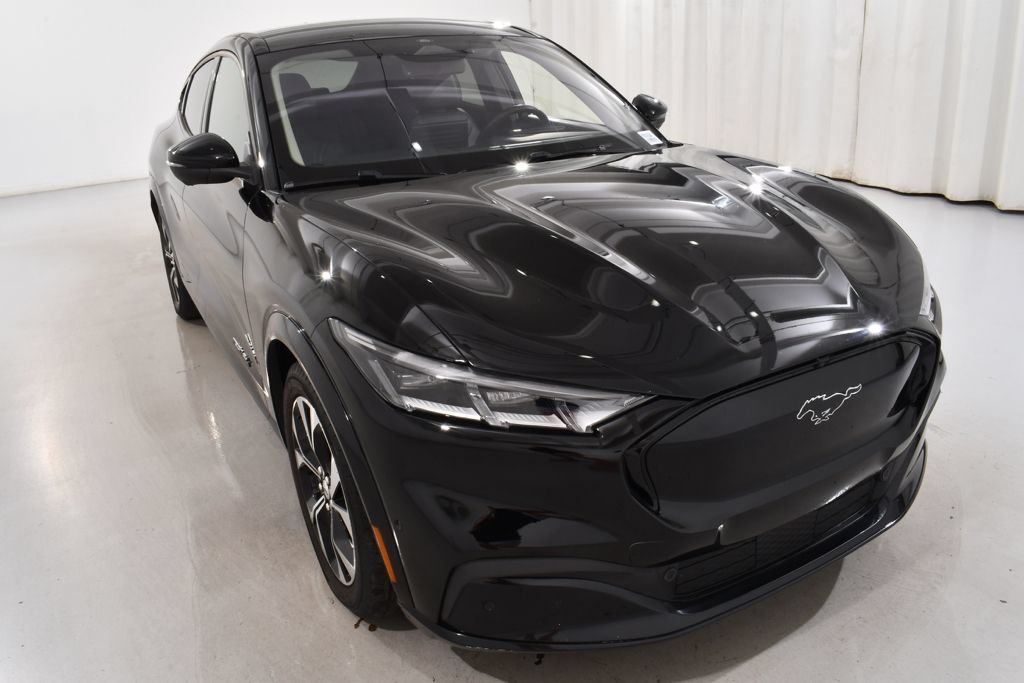 Used 2023 Ford Mustang Mach-E Premium AWD/4WD image 4