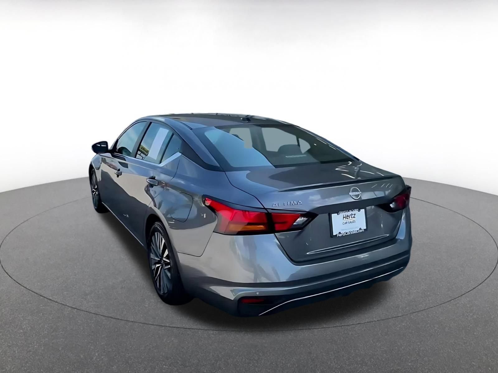 Used 2026 Nissan Altima 2.5 SV FWD image 10