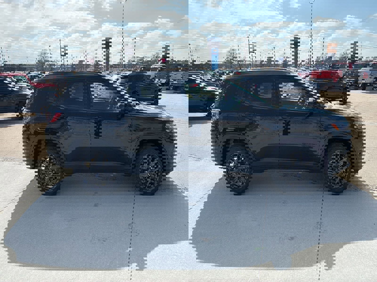 New 2026 Jeep Compass Latitude w/ Sun and Sound Group image 8