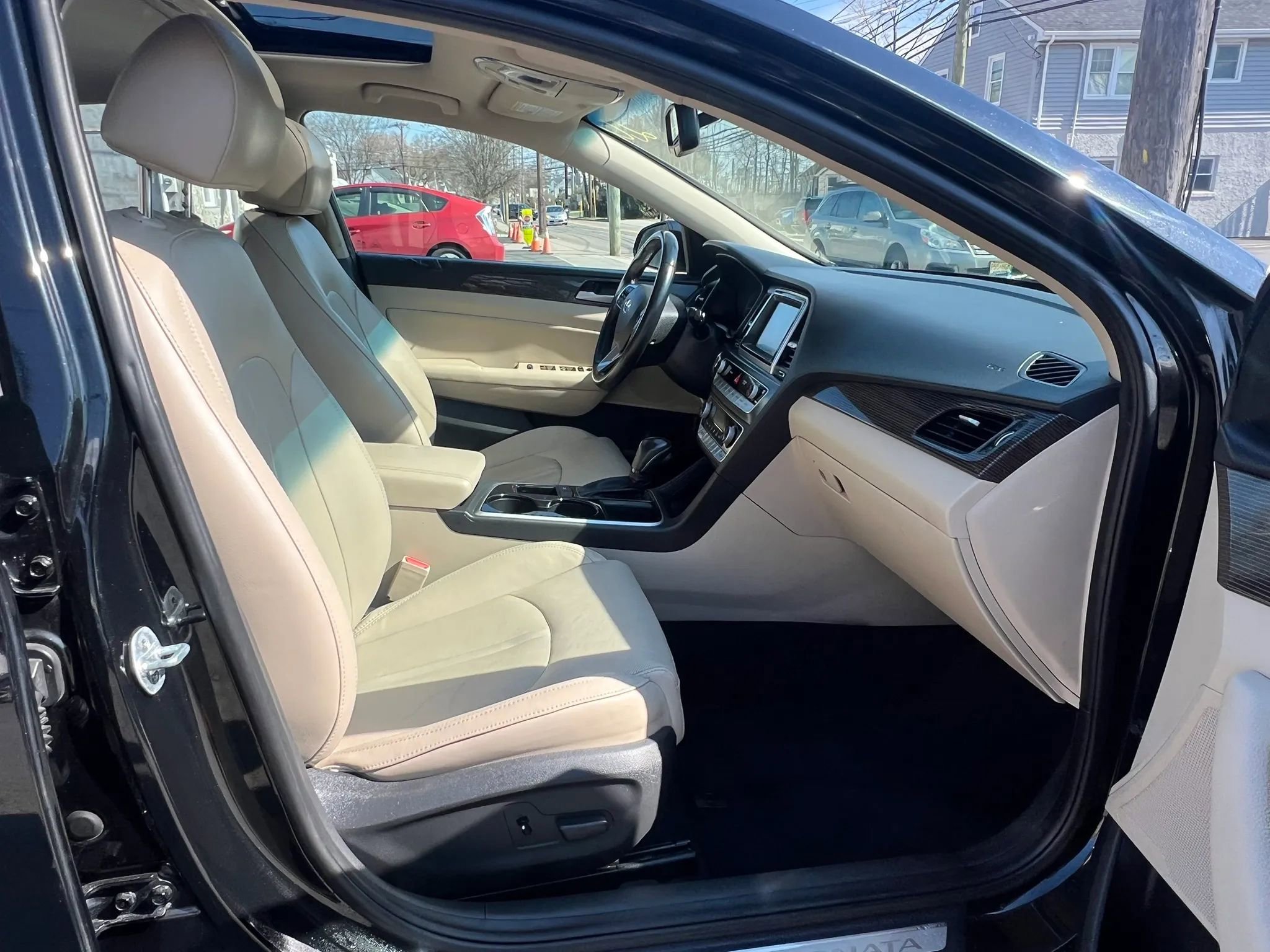 Used 2018 Hyundai Sonata Limited FWD image 31