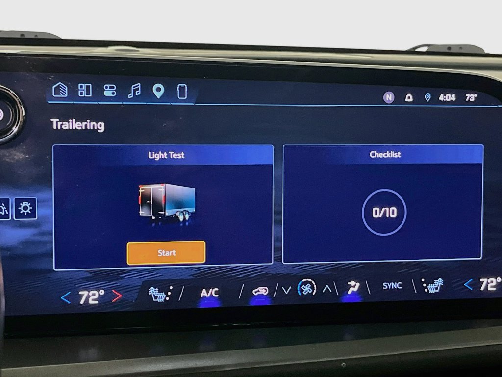 Used 2025 Chevrolet Traverse LT w/ Driver Confidence Package FWD image 23