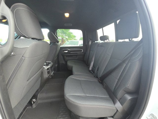 New 2027 RAM 3500 Big Horn AWD/4WD image 19