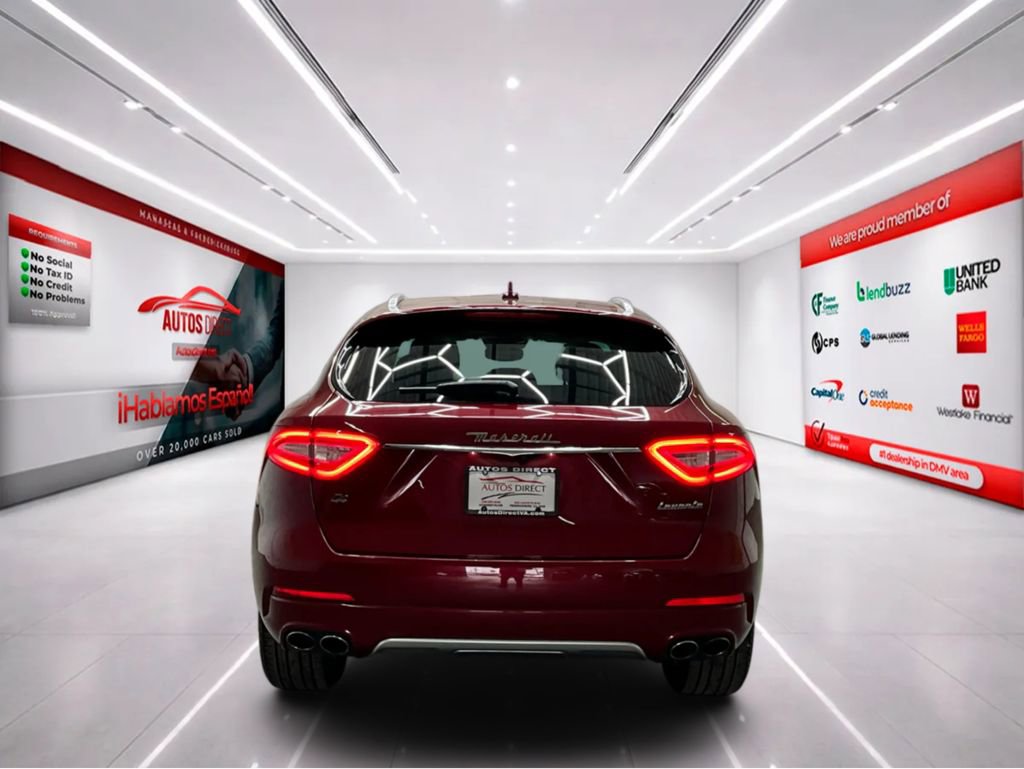 Used 2020 Maserati Levante GranLusso image 7