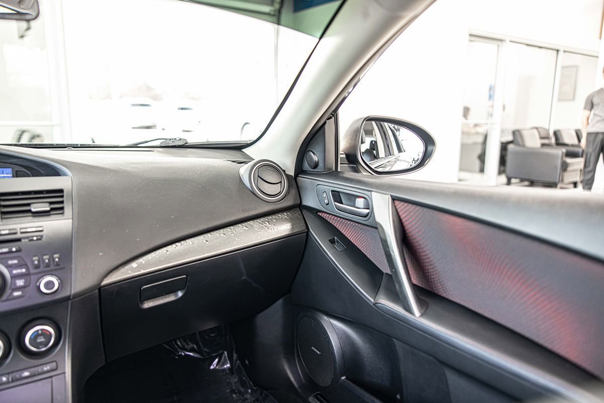 Used 2013 MAZDA MAZDA3 Touring FWD image 36