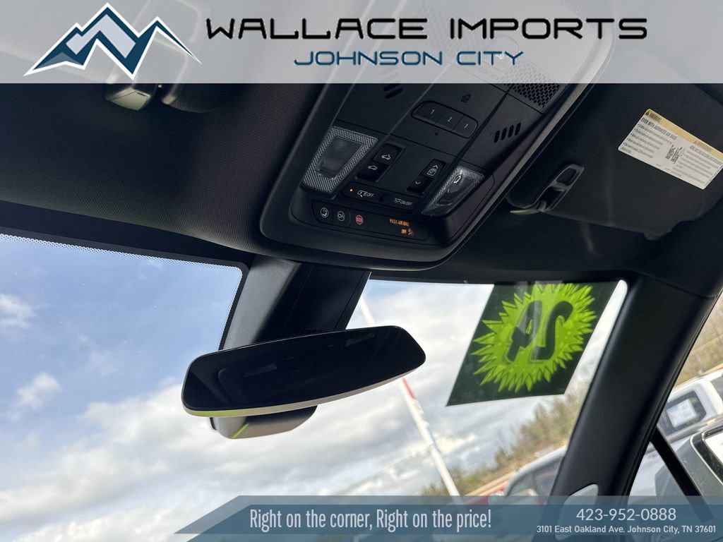 Used 2024 Cadillac XT5 Premium Luxury image 17