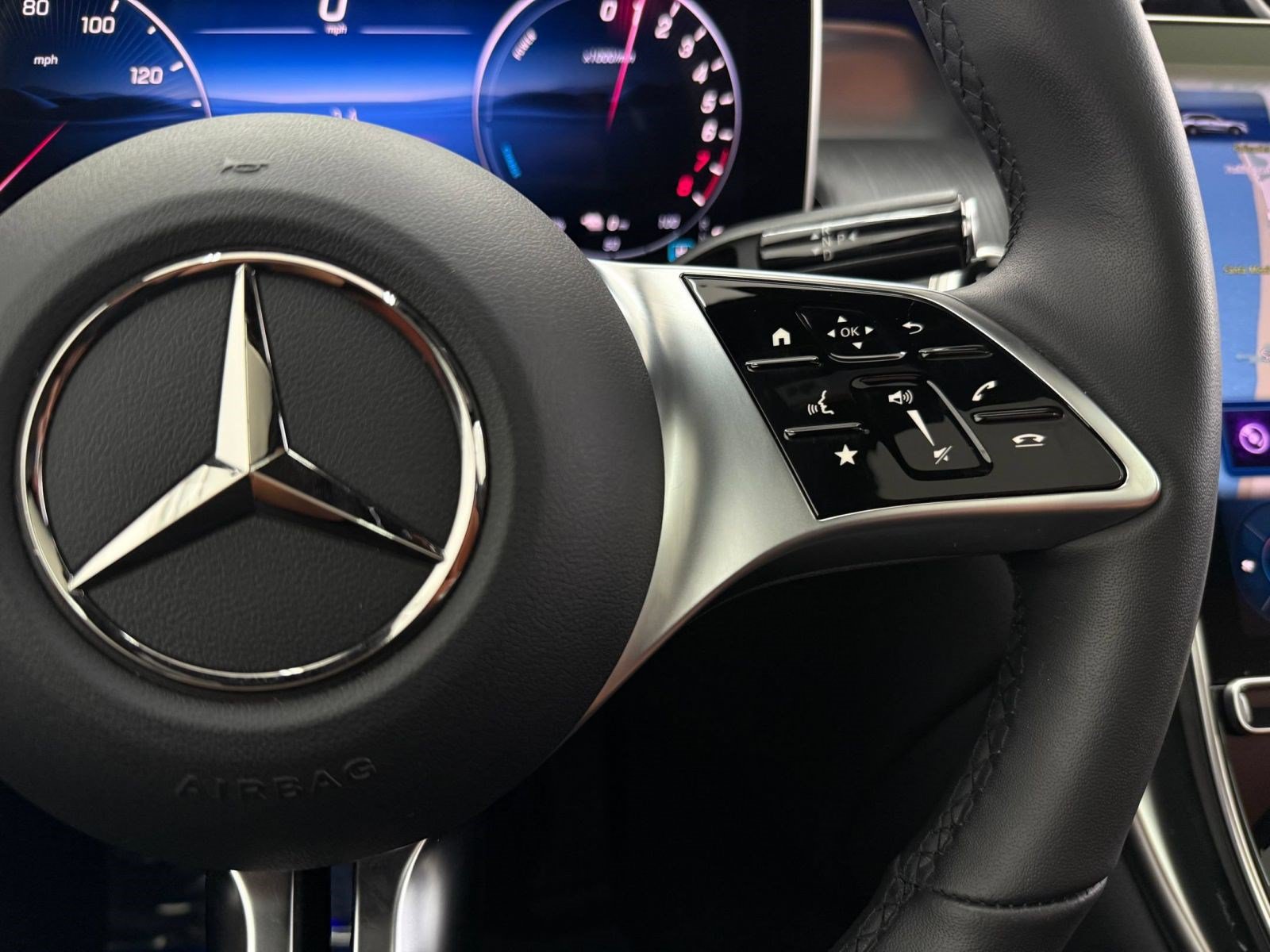 Certified 2025 Mercedes-Benz GLC 350e 4MATIC image 14