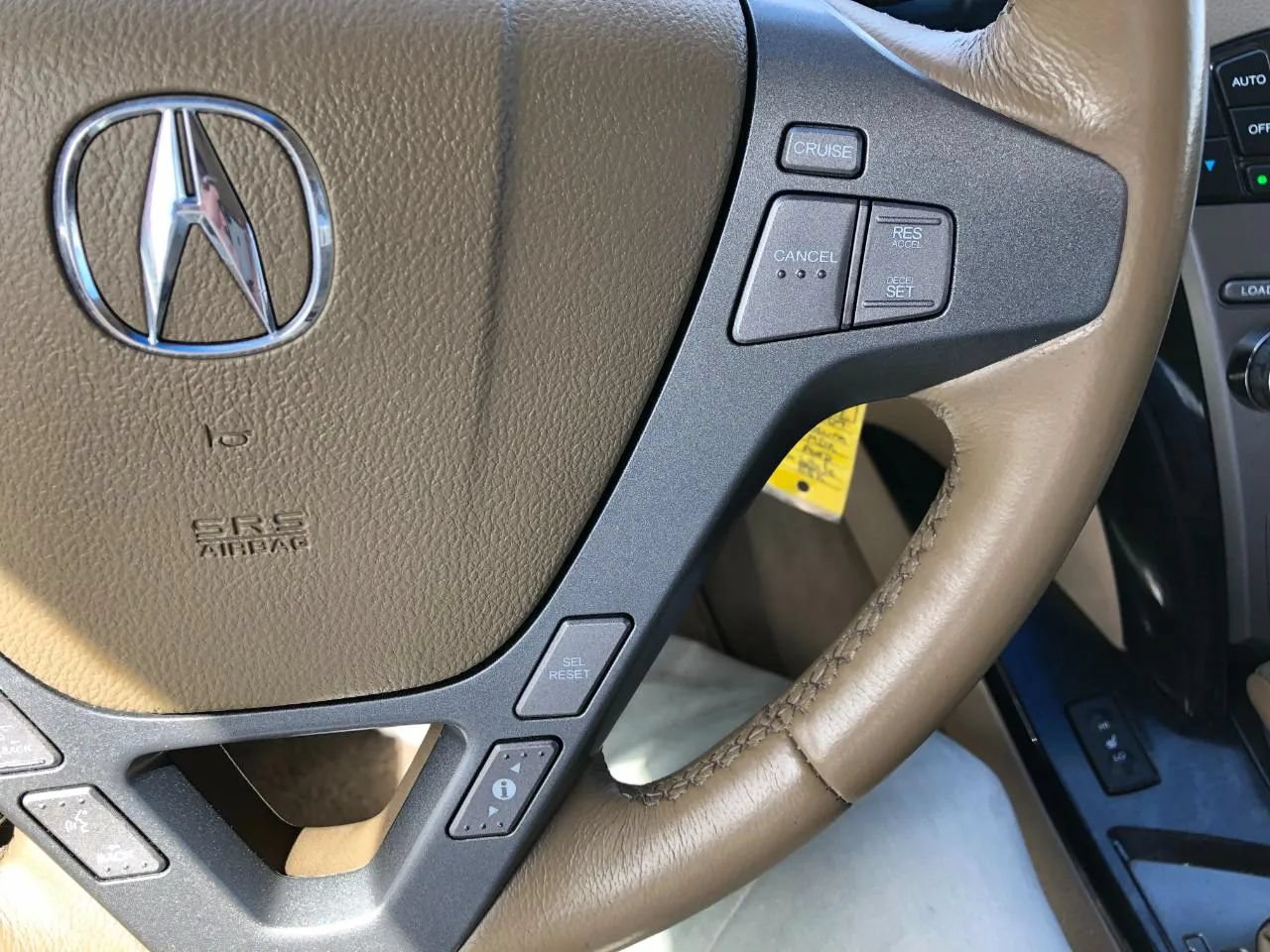 Used 2009 Acura MDX w/ Technology Package AWD/4WD image 17