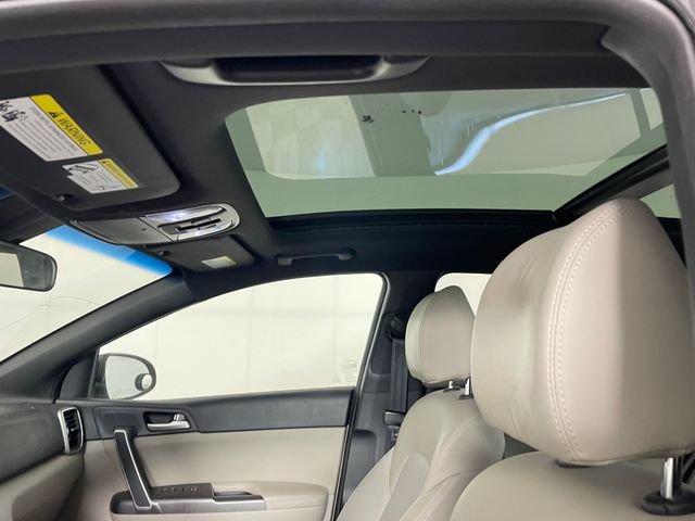 Used 2020 Kia Sportage S w/ S Sunroof Package AWD/4WD image 11