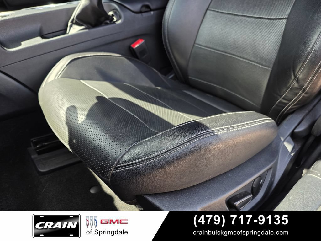 Used 2021 Ford Mustang GT Premium w/ Black Accent Package RWD image 22
