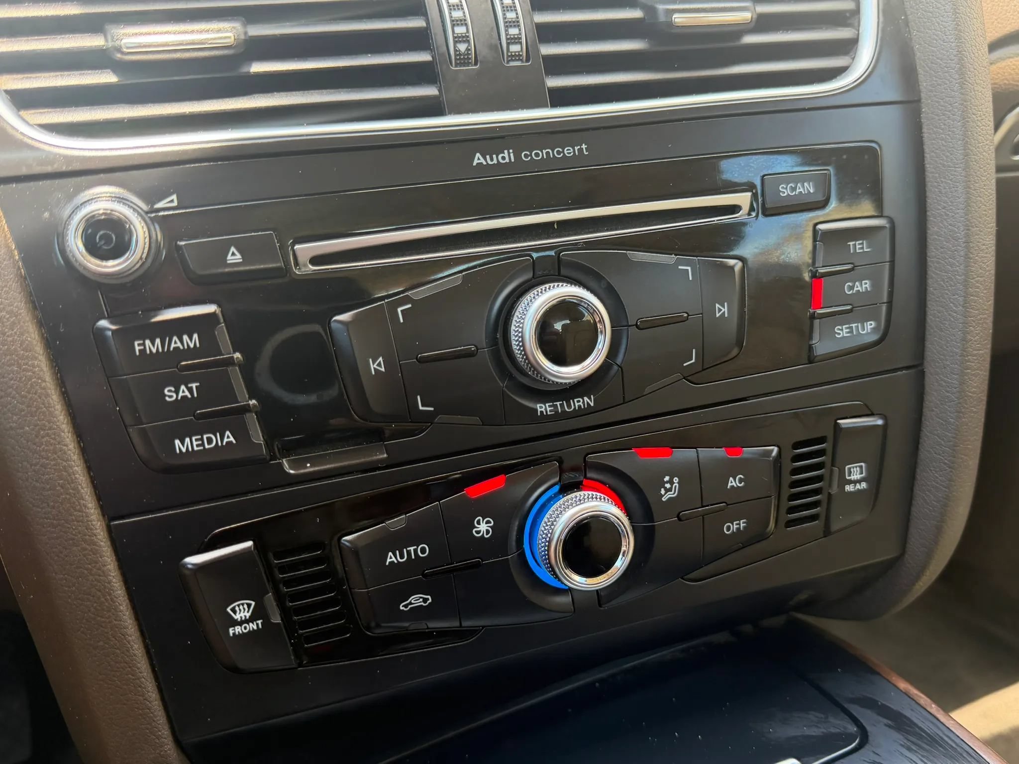 Used 2014 Audi A4 2.0T Premium FWD image 24