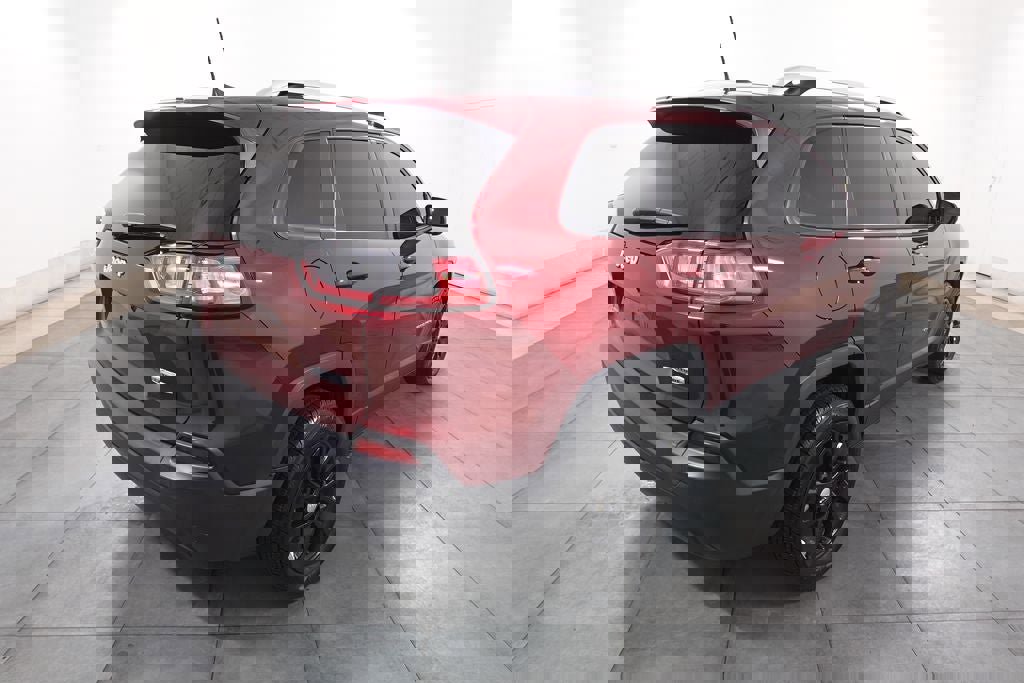 Used 2021 Jeep Cherokee Latitude image 5