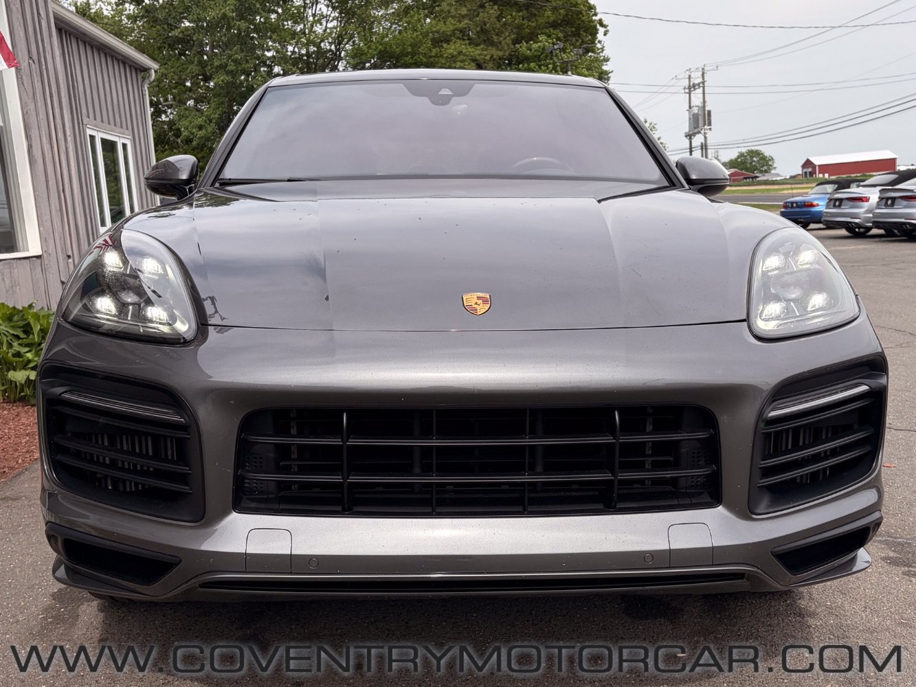 Used 2022 Porsche Cayenne GTS AWD/4WD image 3