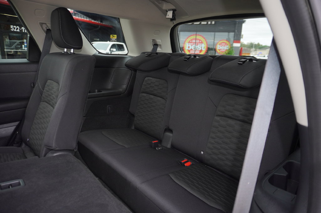 Used 2025 Nissan Pathfinder SV AWD/4WD image 27