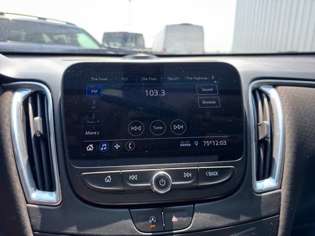 Used 2020 Chevrolet Malibu LT FWD image 4