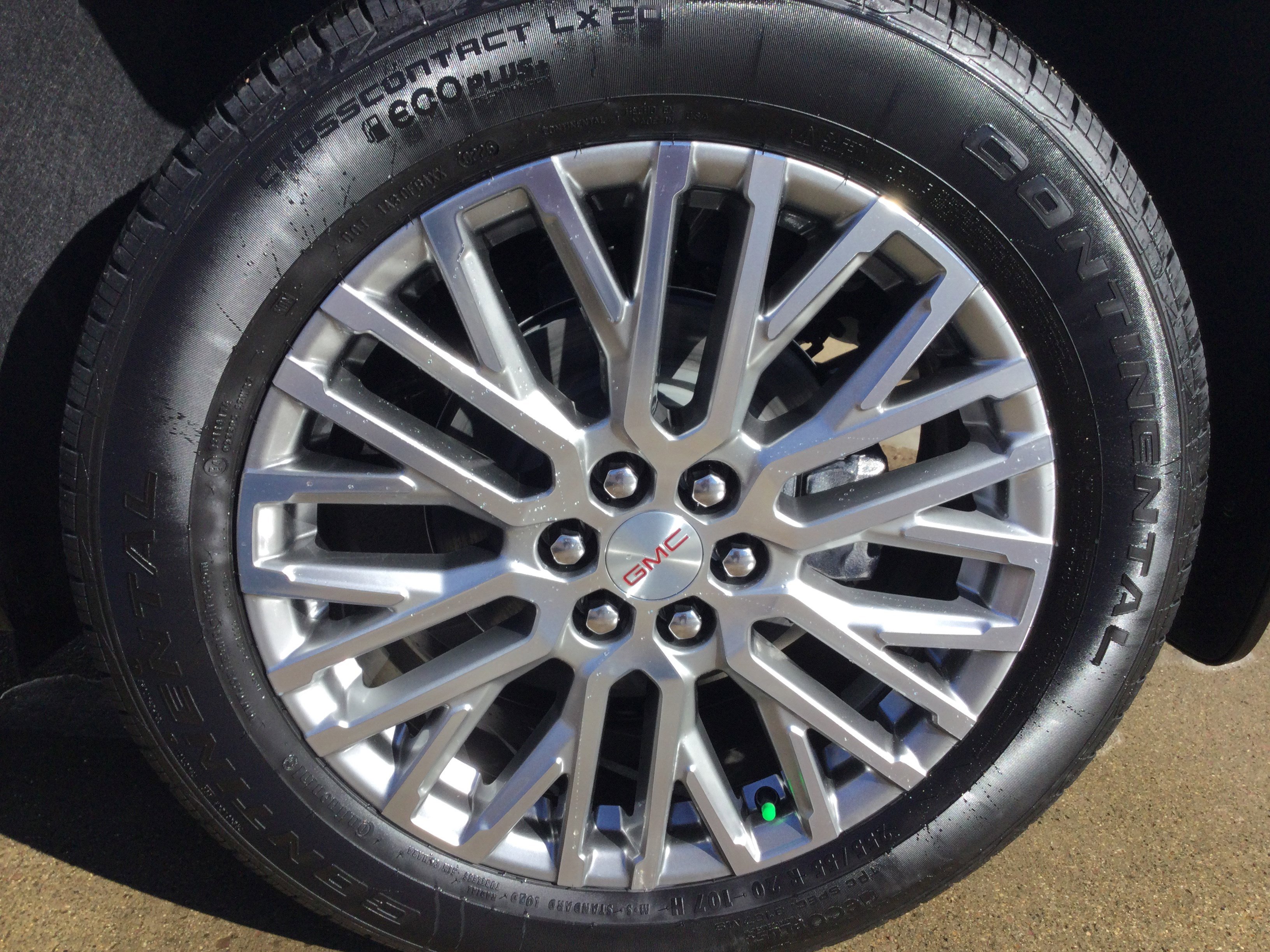 New 2026 GMC Acadia Denali w/ Super Cruise Package image 5