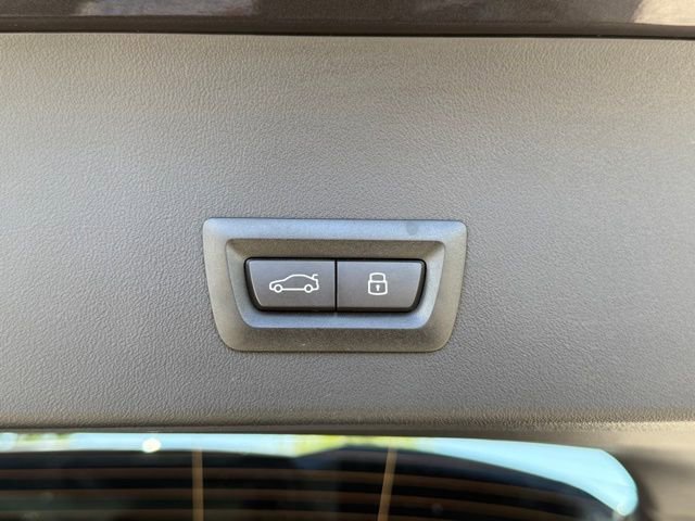 Used 2025 BMW X3 xDrive30i AWD/4WD image 17