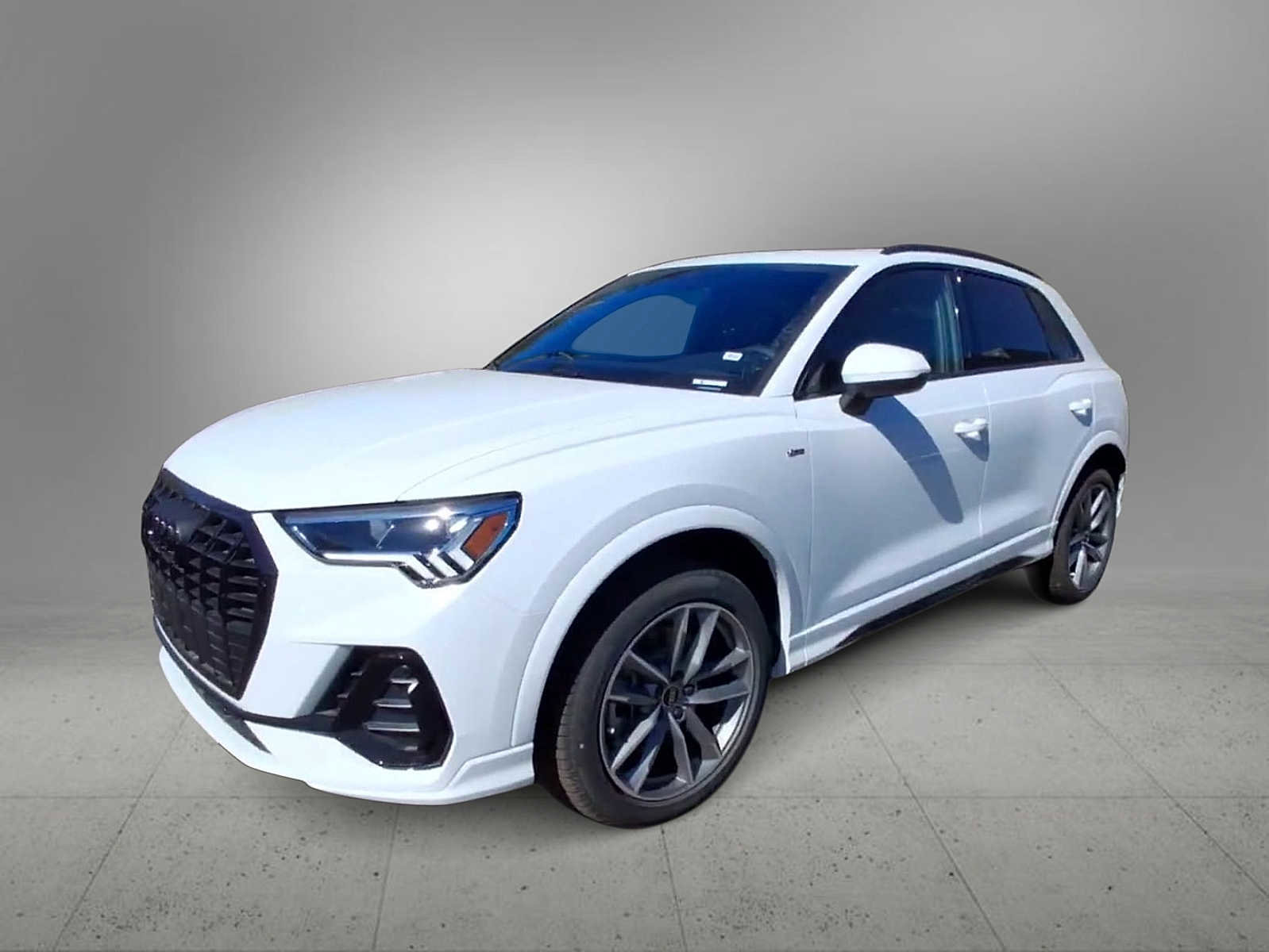 New 2025 Audi Q3 2.0T Premium image 4