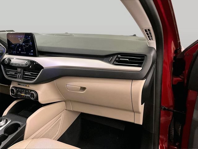 Used 2022 Ford Escape SEL w/ Technology Package AWD/4WD image 15