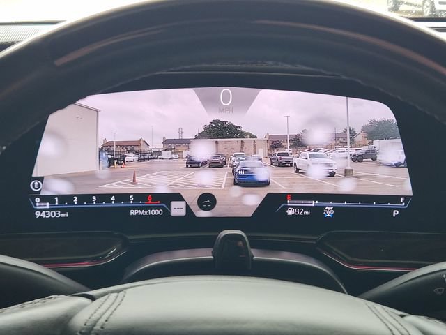 Used 2022 Cadillac Escalade Premium Luxury Platinum AWD/4WD image 4
