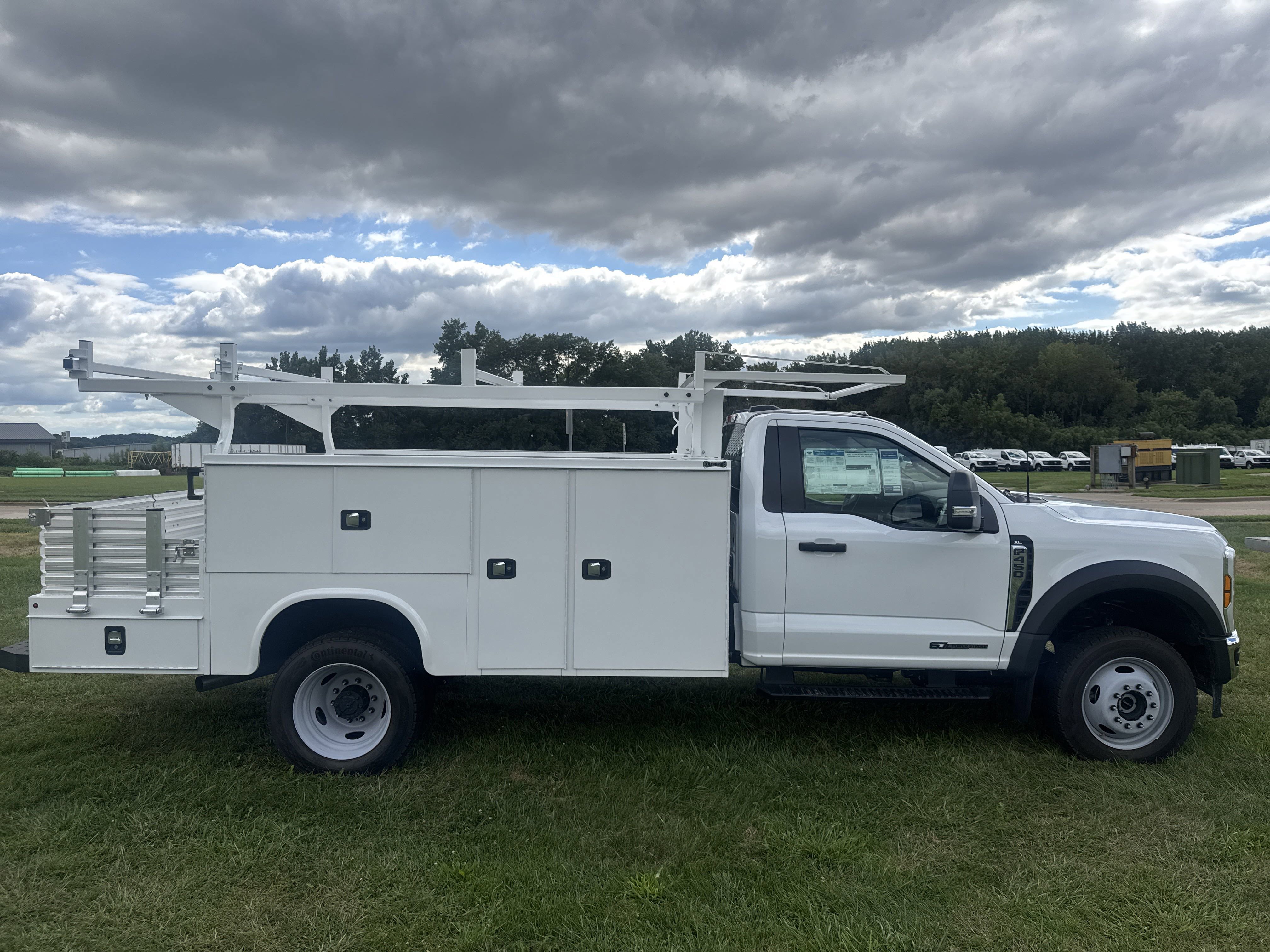 New 2025 Ford F450 XL image 7