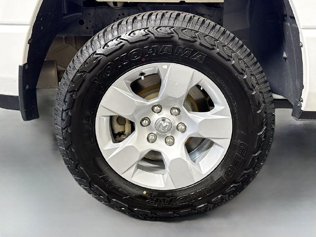 Used 2023 RAM 1500 Big Horn AWD/4WD image 32