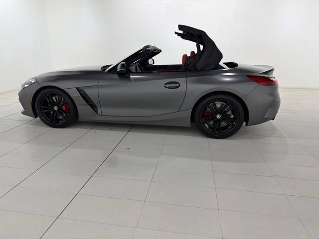 Used 2022 BMW Z4 M40i w/ Premium Package RWD image 3