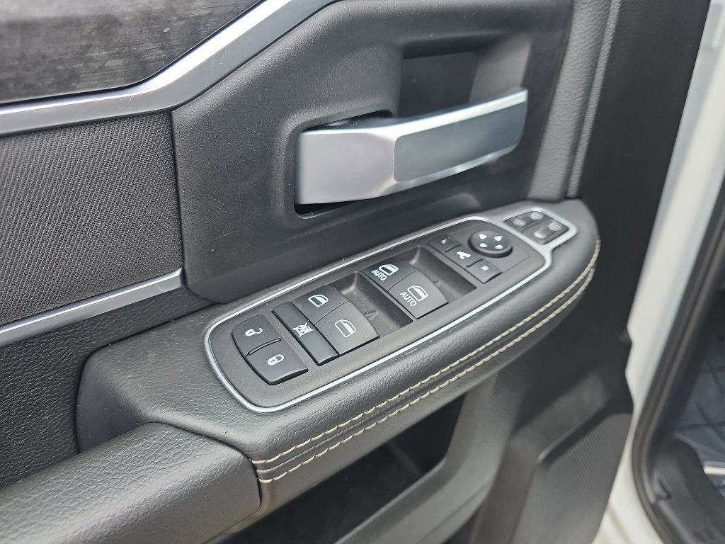 Used 2024 RAM 2500 Big Horn w/ Bed Utility Group image 21