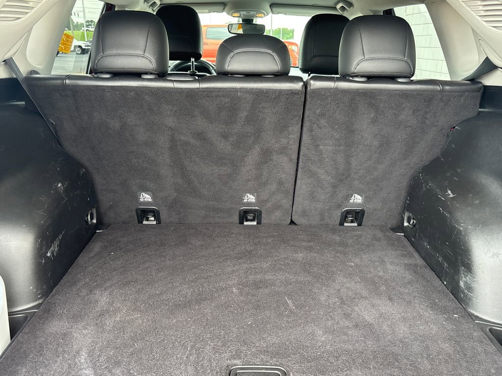 Used 2018 Jeep Compass Latitude FWD image 30