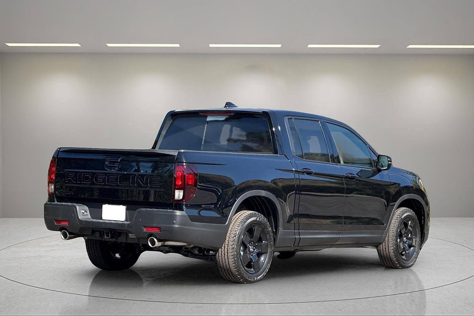 New 2026 Honda Ridgeline Black Edition image 5