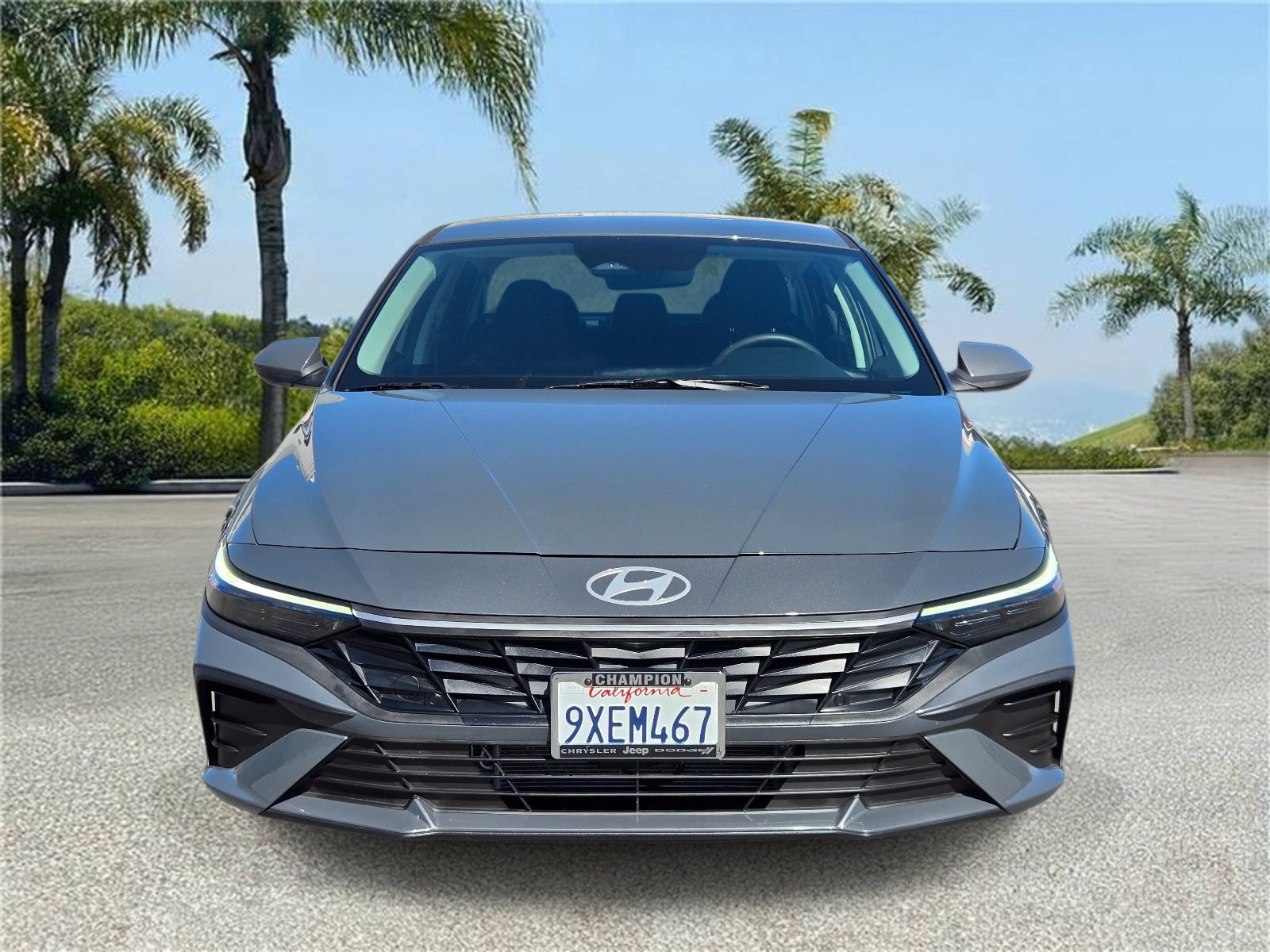 Used 2026 Hyundai Elantra Hybrid FWD image 3