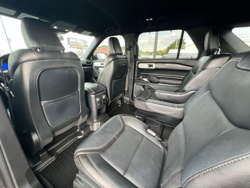 Used 2020 Ford Explorer ST w/ ST Street Pack image 18