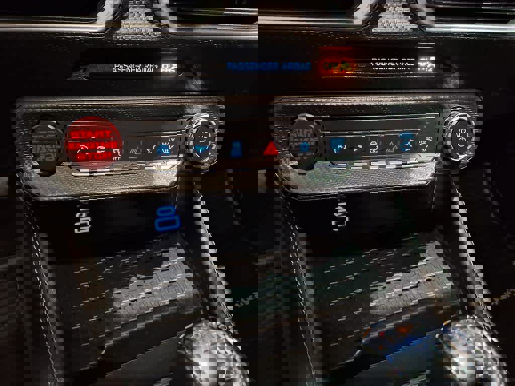 Used 2024 Ford Mustang GT Premium image 16