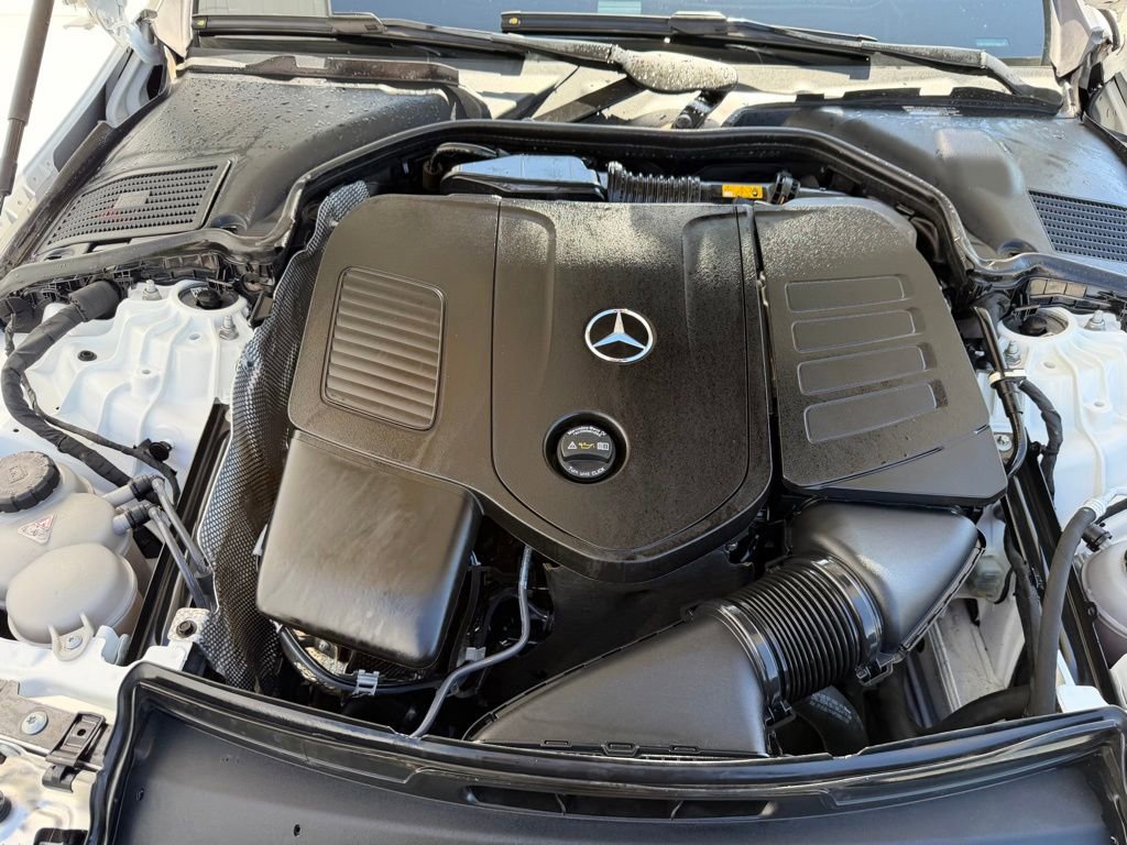 Used 2023 Mercedes-Benz C 300 Sedan image 14
