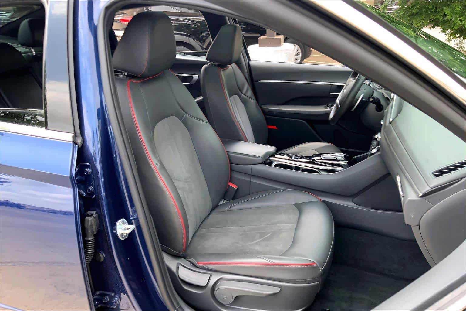 Used 2021 Hyundai Sonata SEL Plus w/ Tech Package image 9