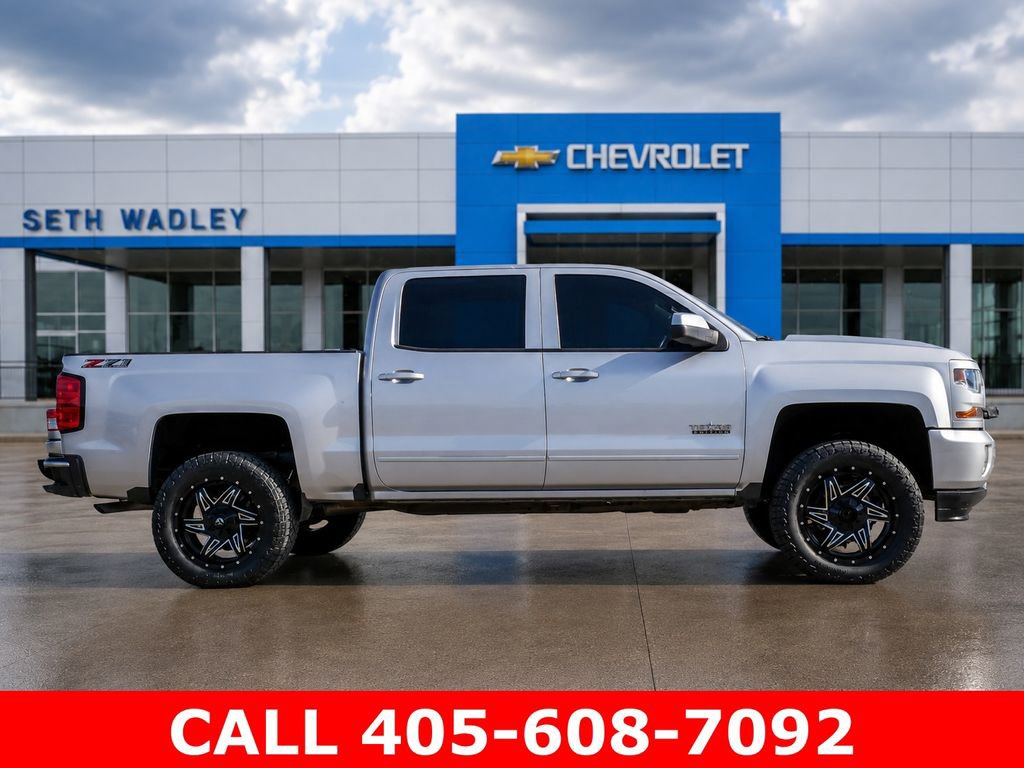Used 2018 Chevrolet Silverado 1500 LT w/ Texas Edition AWD/4WD image 8