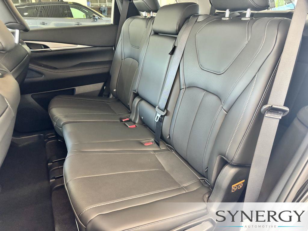 New 2027 INFINITI QX60 Pure w/ Cargo Package FWD image 22