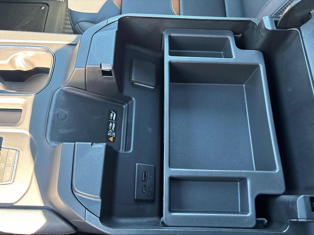 New 2026 GMC Sierra 2500 AT4 w/ Max Trailering Package image 32