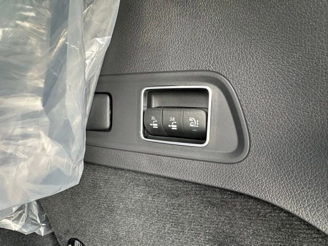 New 2026 Mercedes-Benz GLS 580 4MATIC image 38