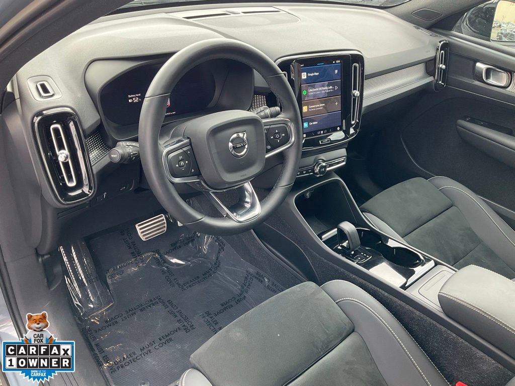 Used 2022 Volvo XC40 P8 Recharge Plus AWD/4WD image 6