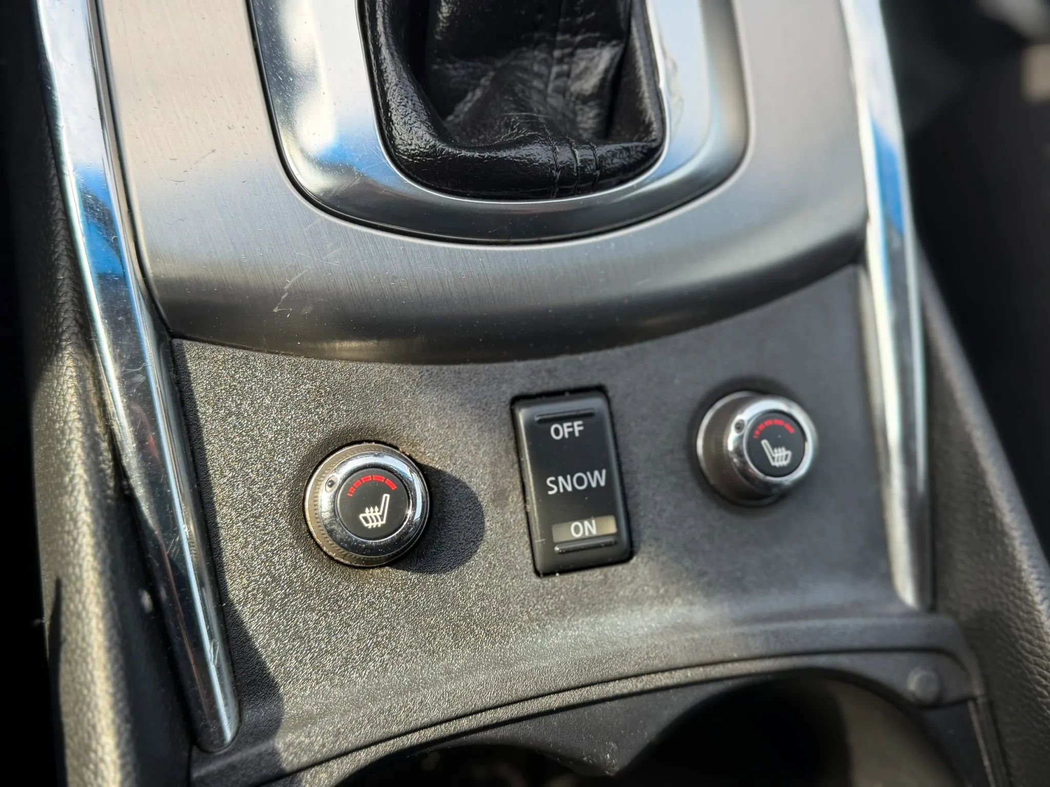 Used 2013 INFINITI G37 x Sedan w/ Premium Pkg image 16