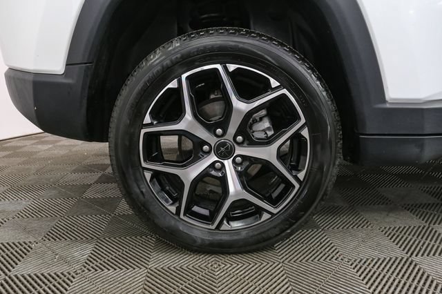 Used 2026 Jeep Compass Limited AWD/4WD image 16