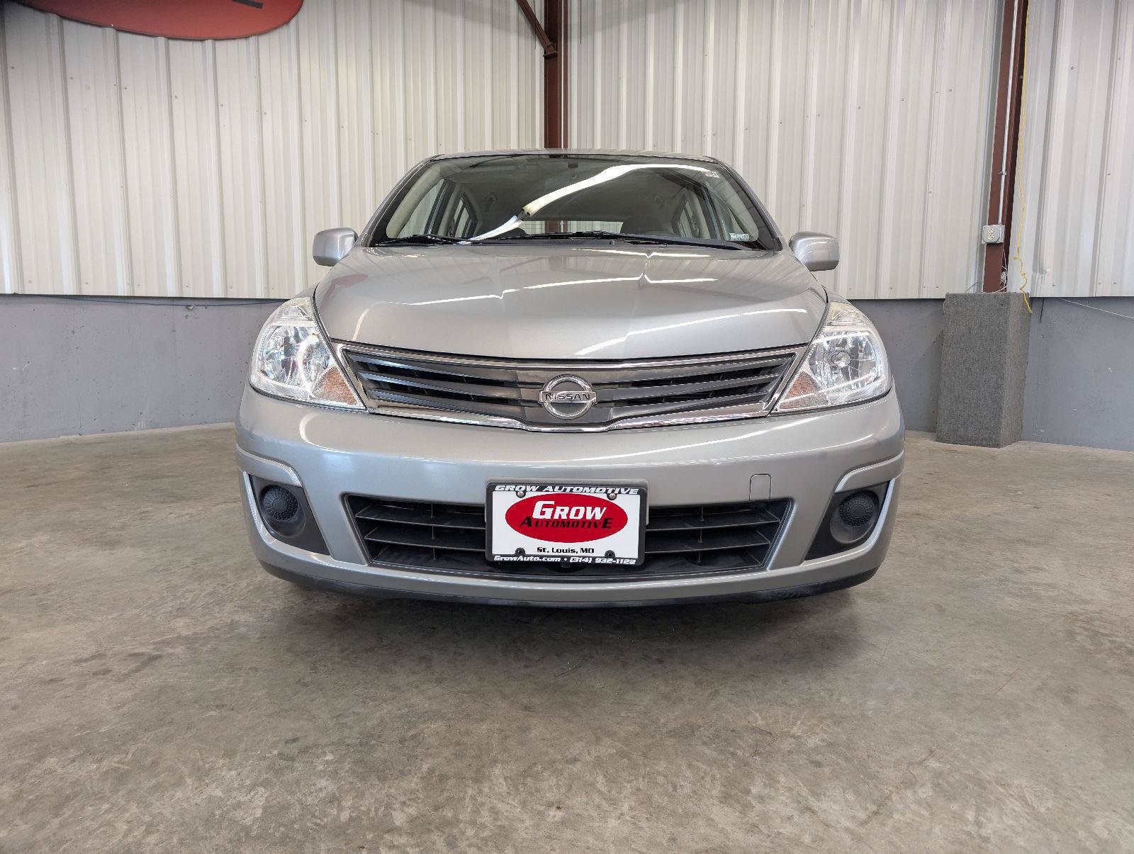 Used 2011 Nissan Versa 1.8 S w/ Plus Pkg FWD image 10