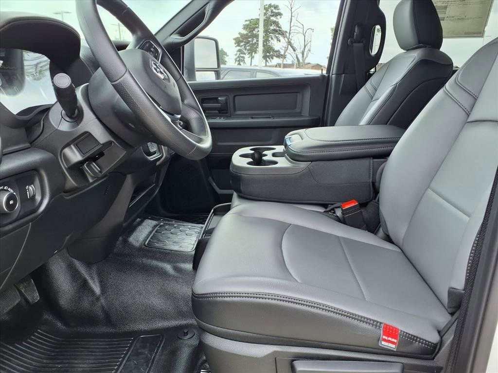 New 2026 RAM 4500 Tradesman w/ Chrome Appearance Group image 7