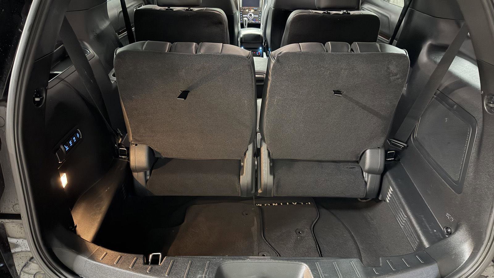 Used 2018 Ford Explorer Platinum image 20