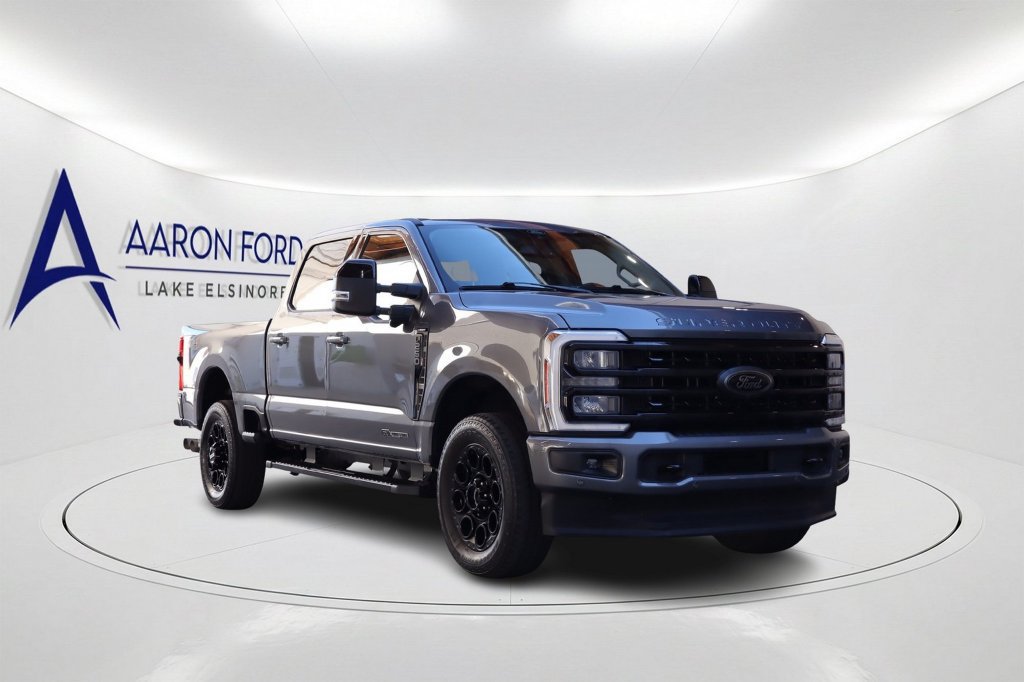 Used 2024 Ford F250 Lariat w/ Lariat Ultimate Package AWD/4WD image 3